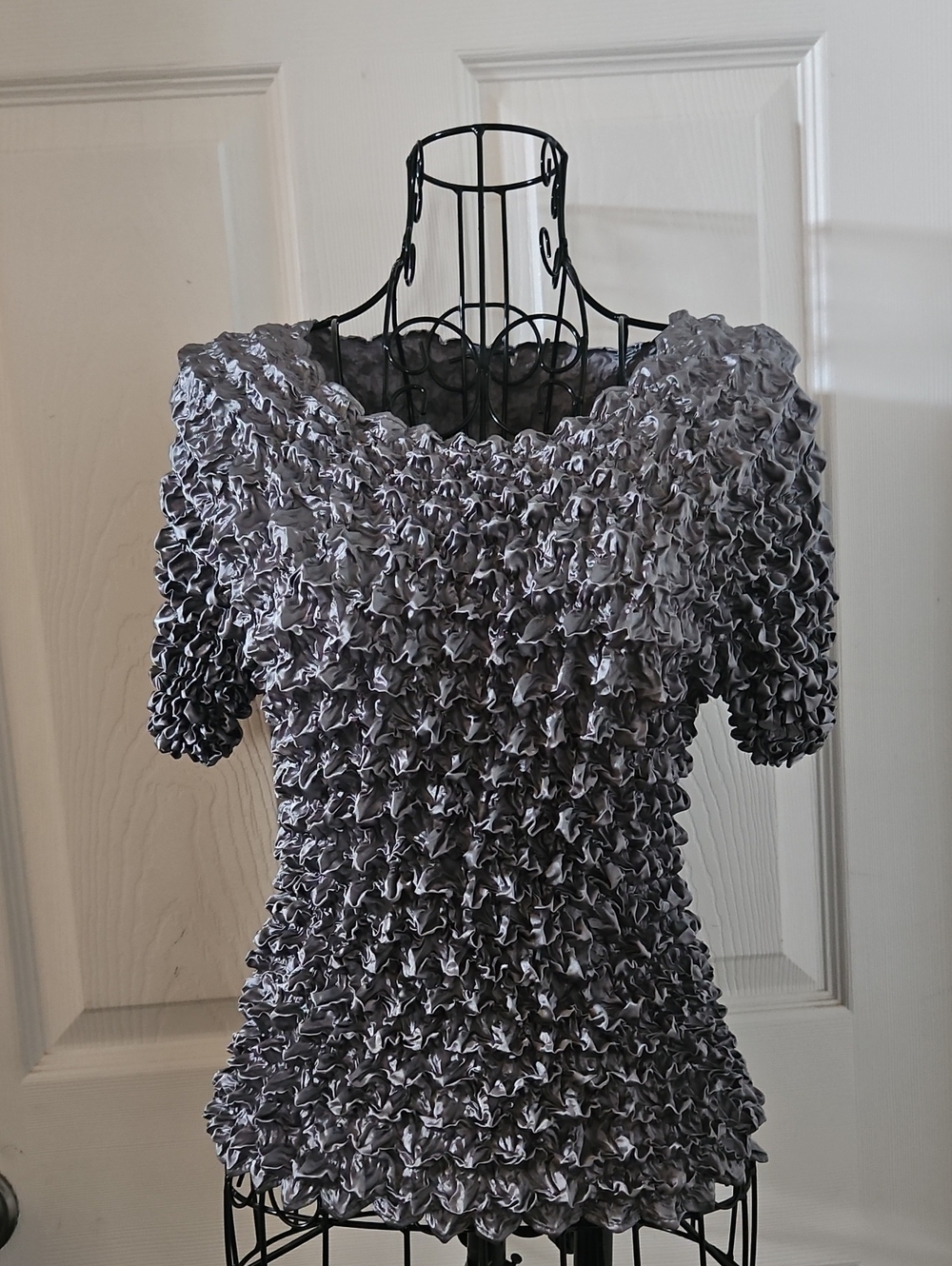 FC Accordion Popcorn Crinkle Cropped Top